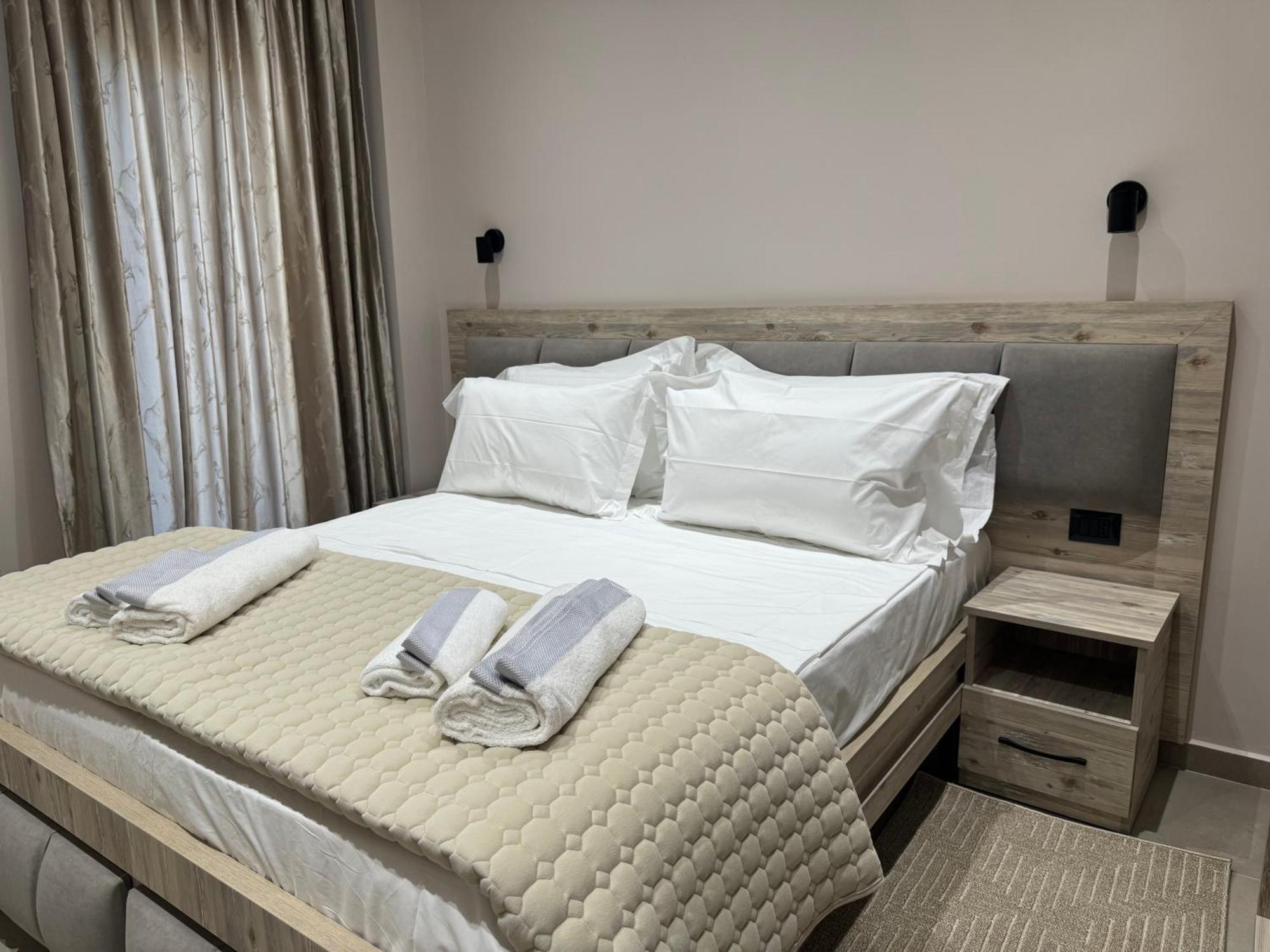Hotel Kseal Përmet Екстериор снимка