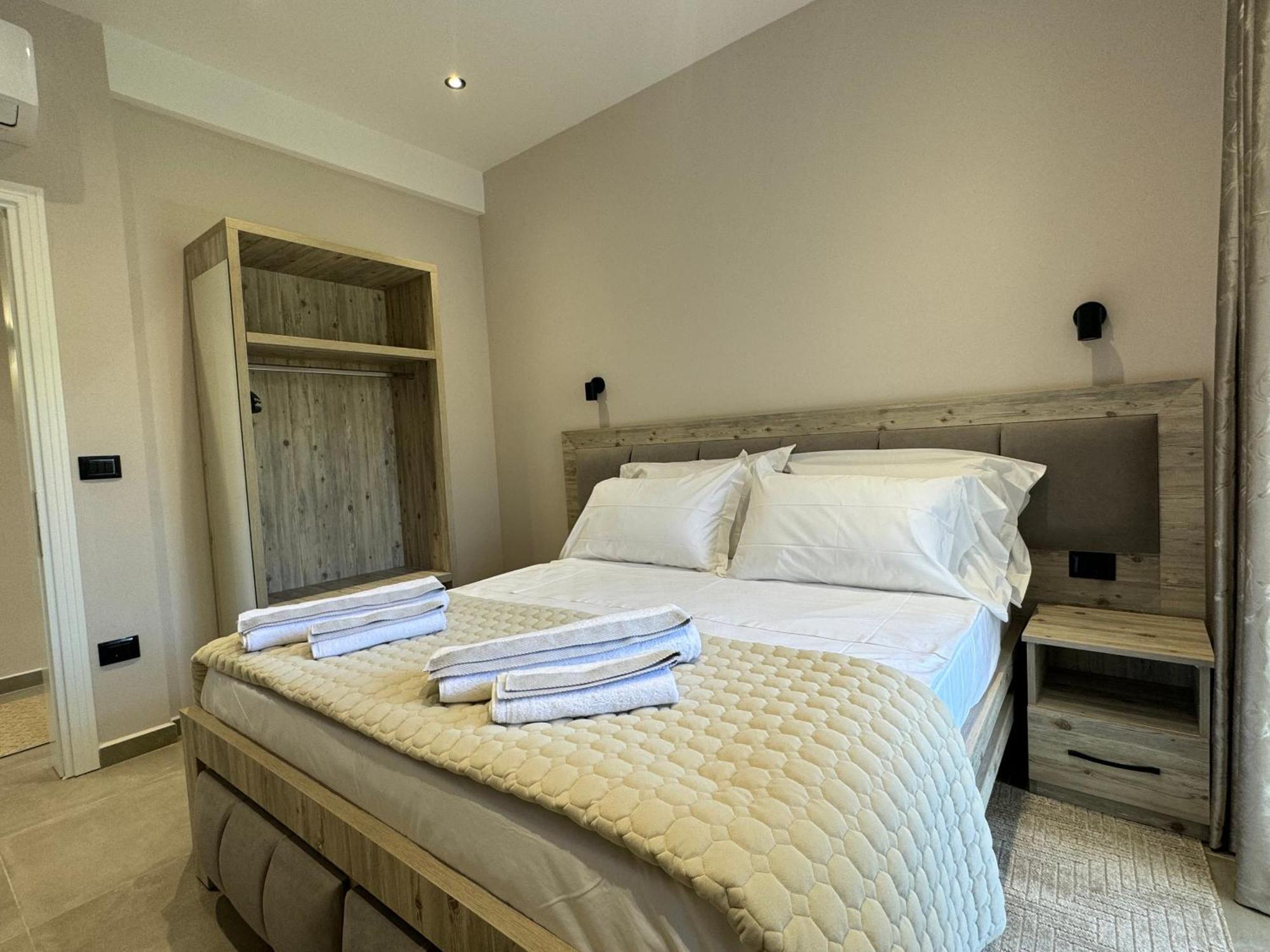 Hotel Kseal Përmet Екстериор снимка