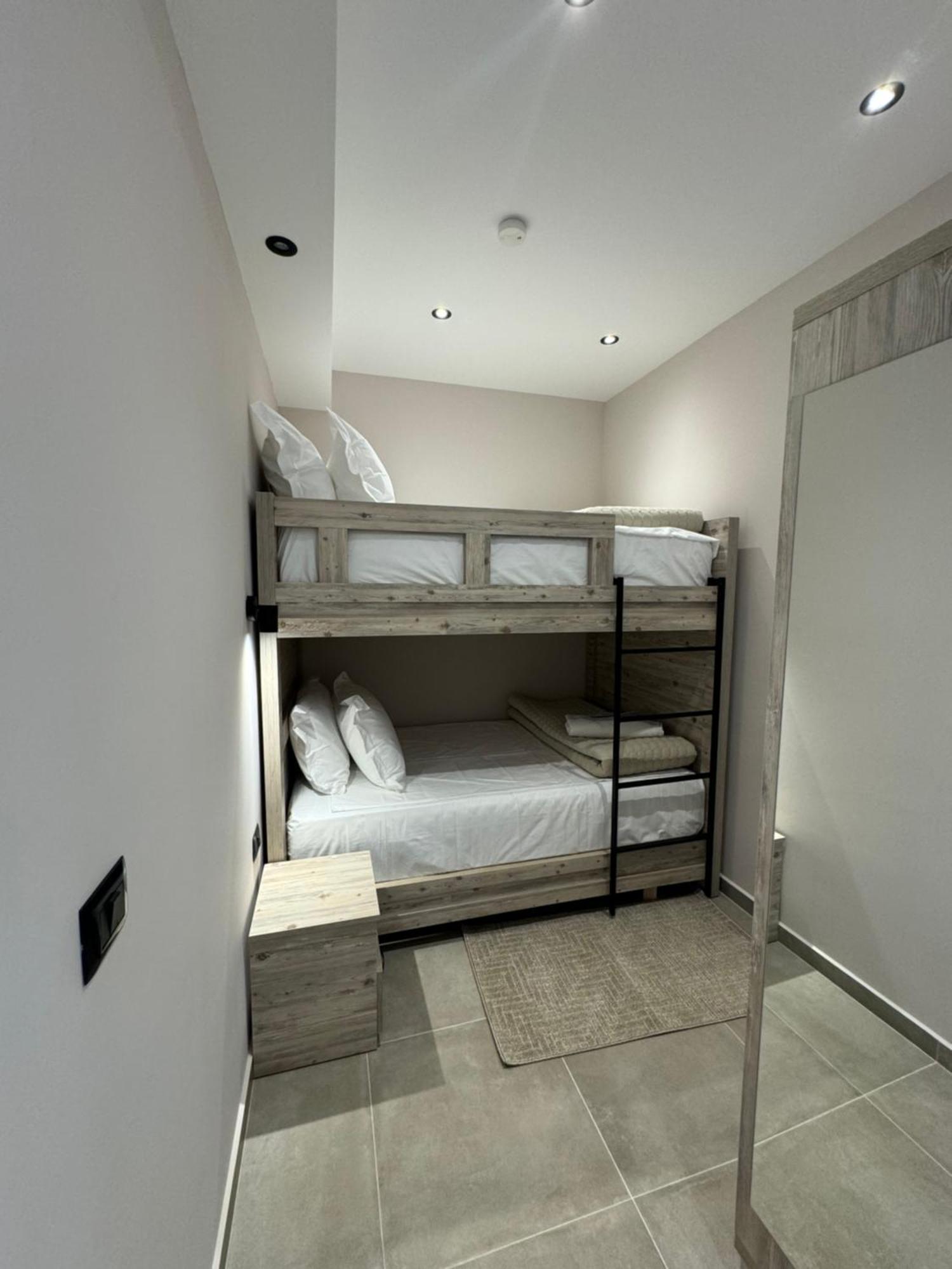 Hotel Kseal Përmet Екстериор снимка
