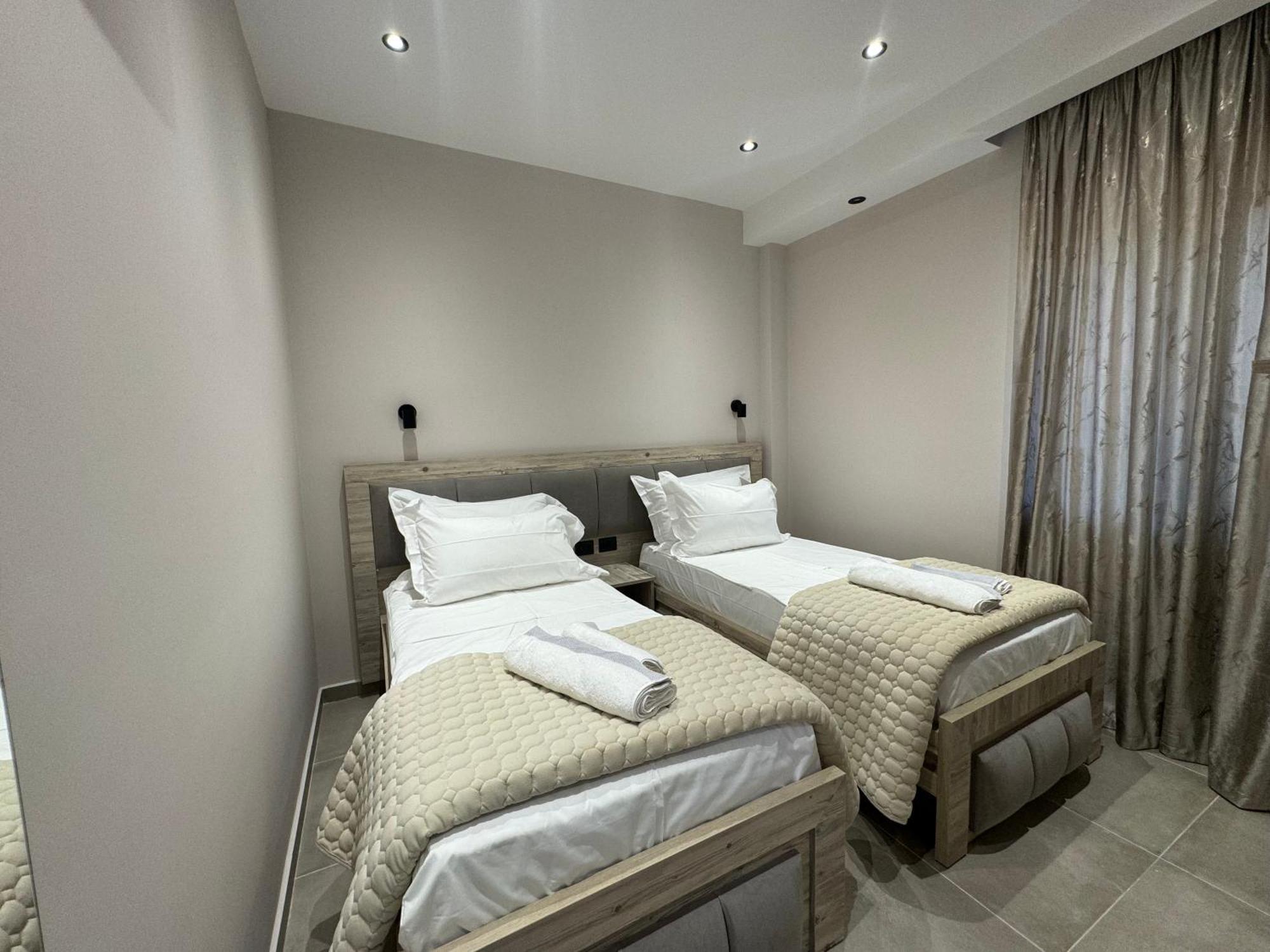 Hotel Kseal Përmet Екстериор снимка