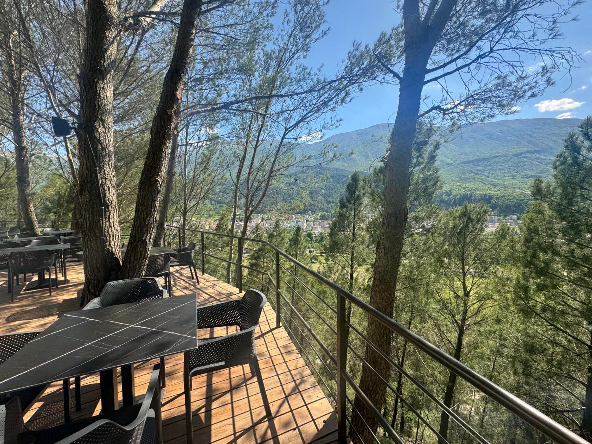 Hotel Kseal Përmet Екстериор снимка