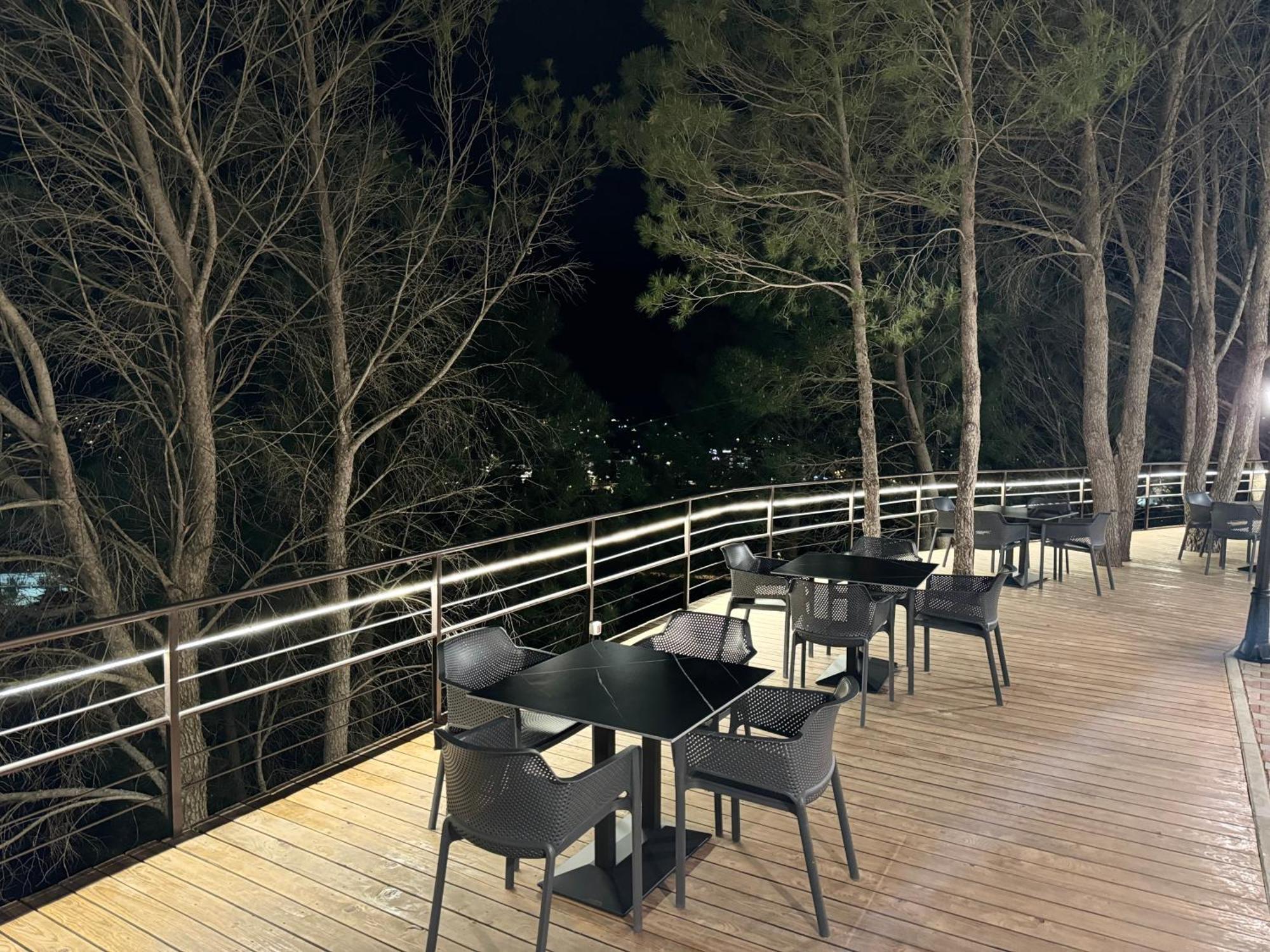 Hotel Kseal Përmet Екстериор снимка